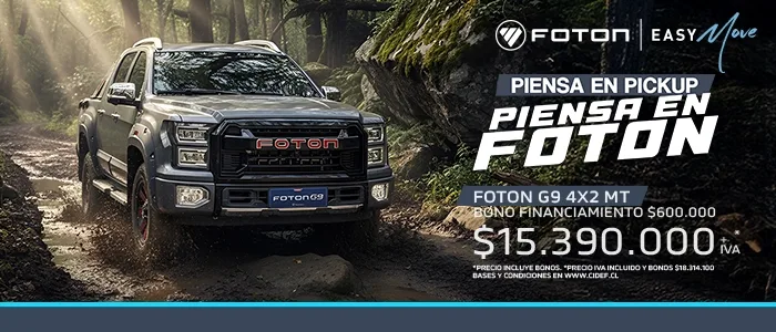 Pickup Foton G9 4x2 MT gris oscuro en ruta off-road con barro. Promoción concesionario.