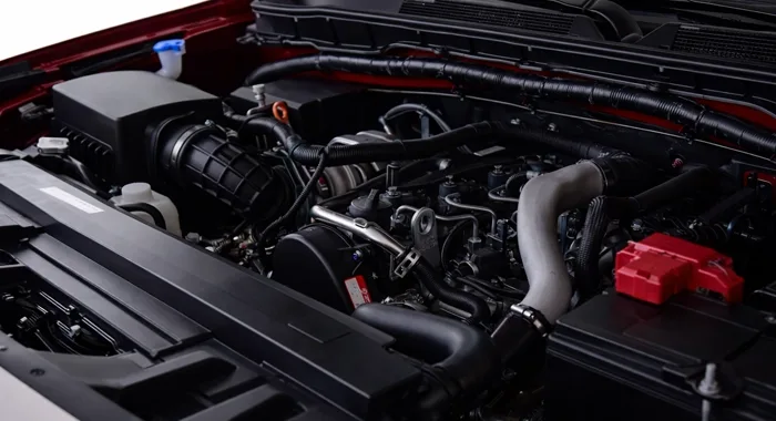 Motor Dongfeng Rich 6 Euro VI. Vista detallada del potente motor para la camioneta, máxima eficiencia.