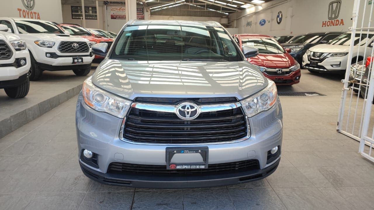 Oferta Toyota Highlander 2016 XLE Automático Plata