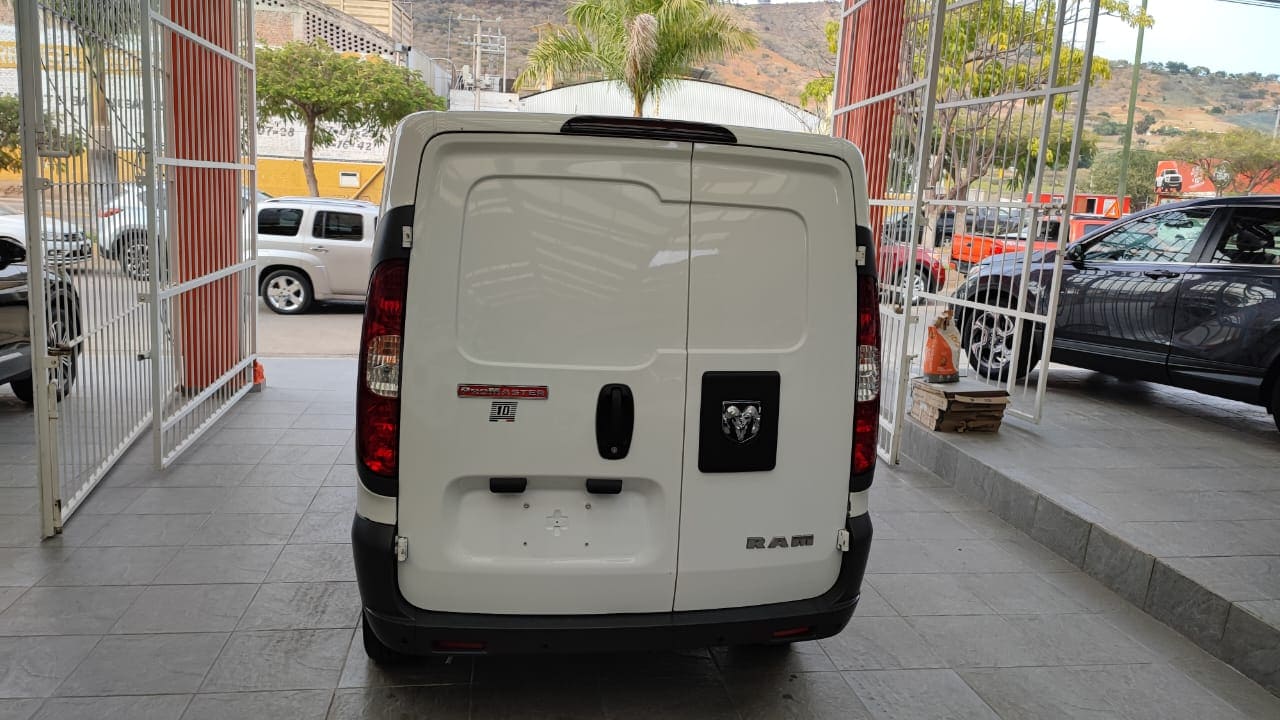 Oferta RAM Promaster 2021 Rapid Manual Blanco