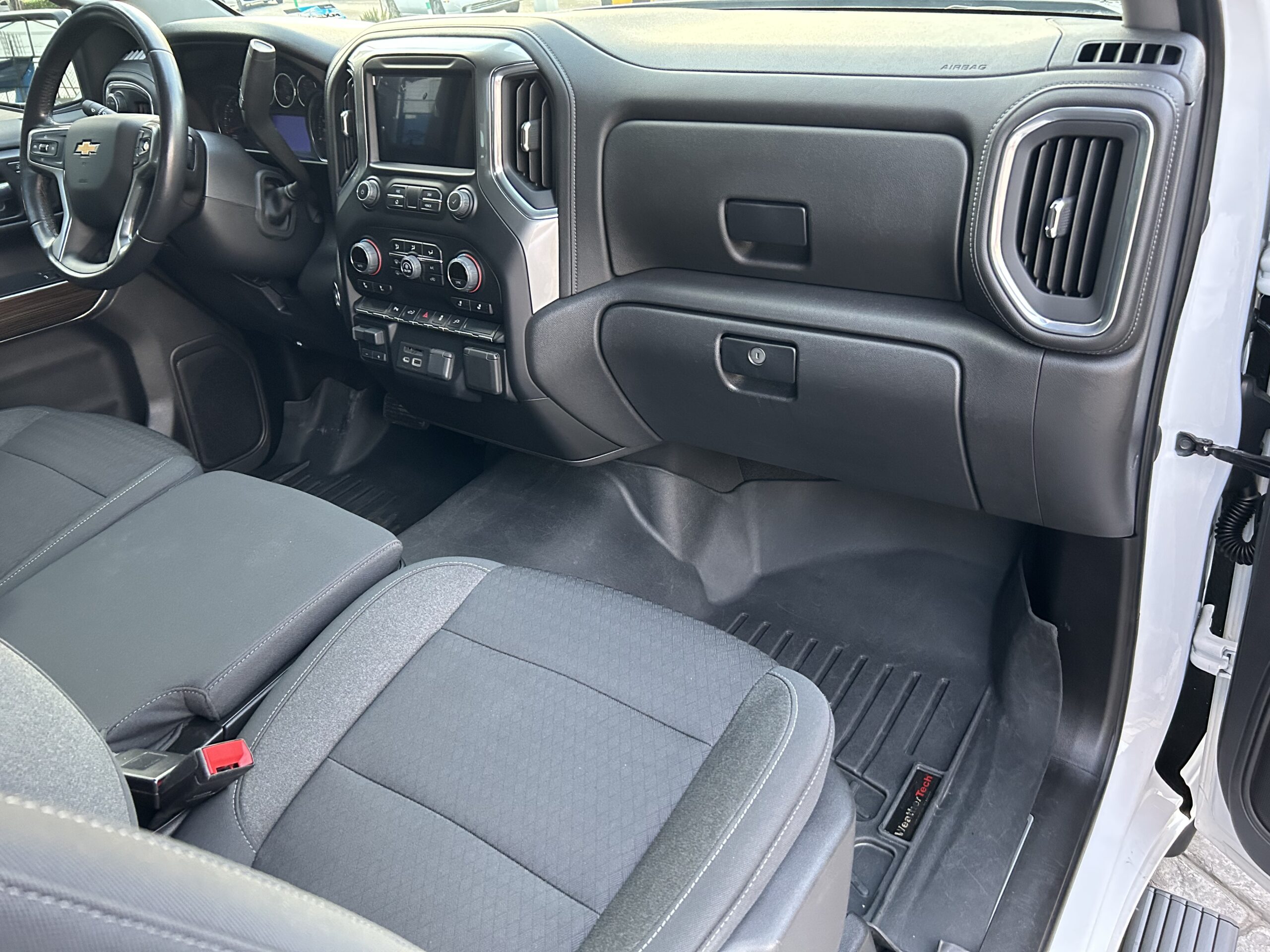 Chevrolet Cheyenne 2021 CAB REGULAR Automático Blanco