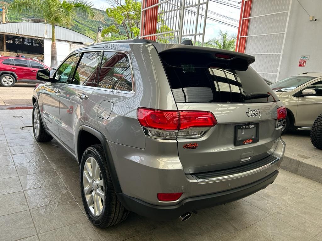 Jeep Grand Cherokee 2017 Limited Automático Plata