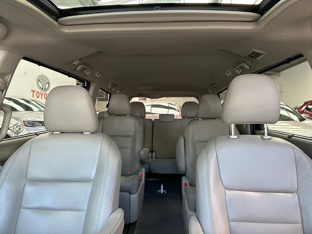 Oferta Toyota Sienna 2020 XLE Automático Blanco