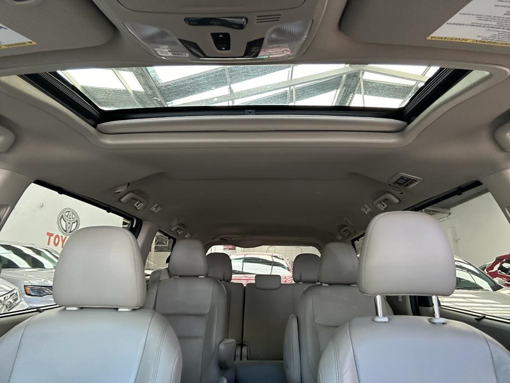 Oferta Toyota Sienna 2020 XLE Automático Blanco