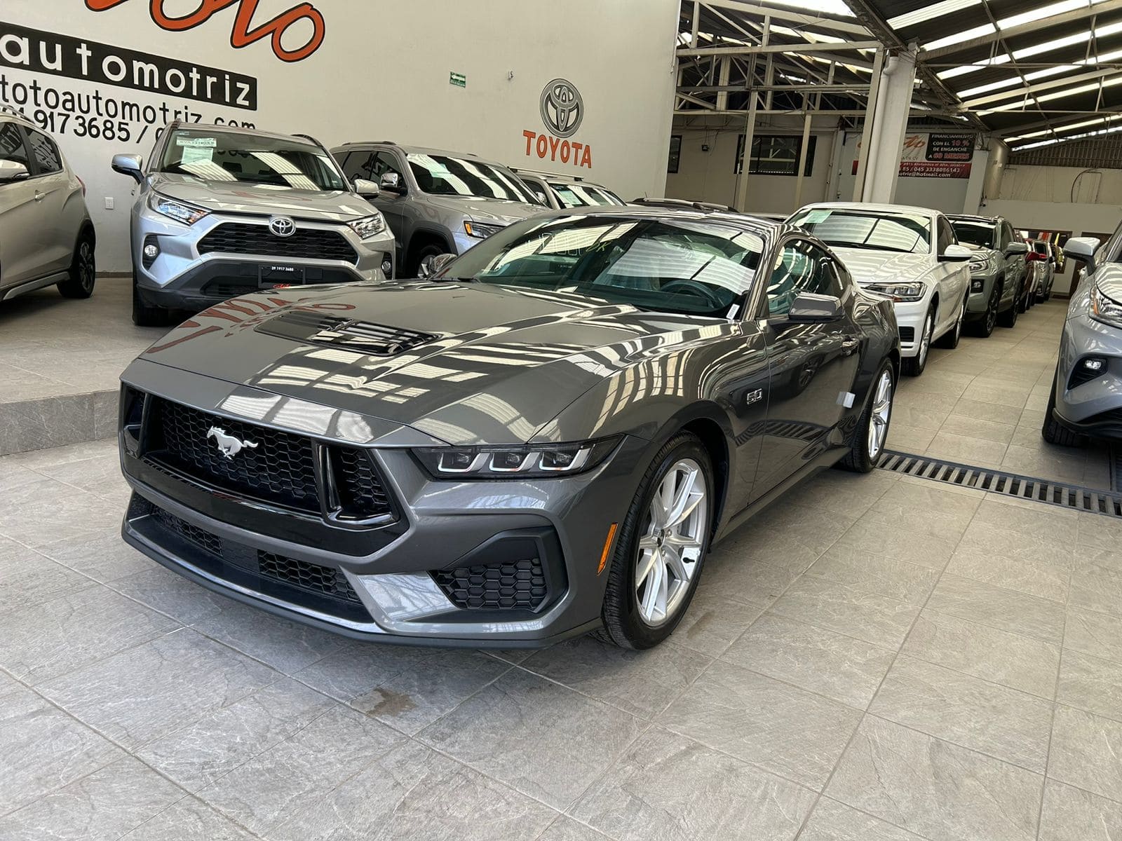 Ford Mustang V8 GT 2024