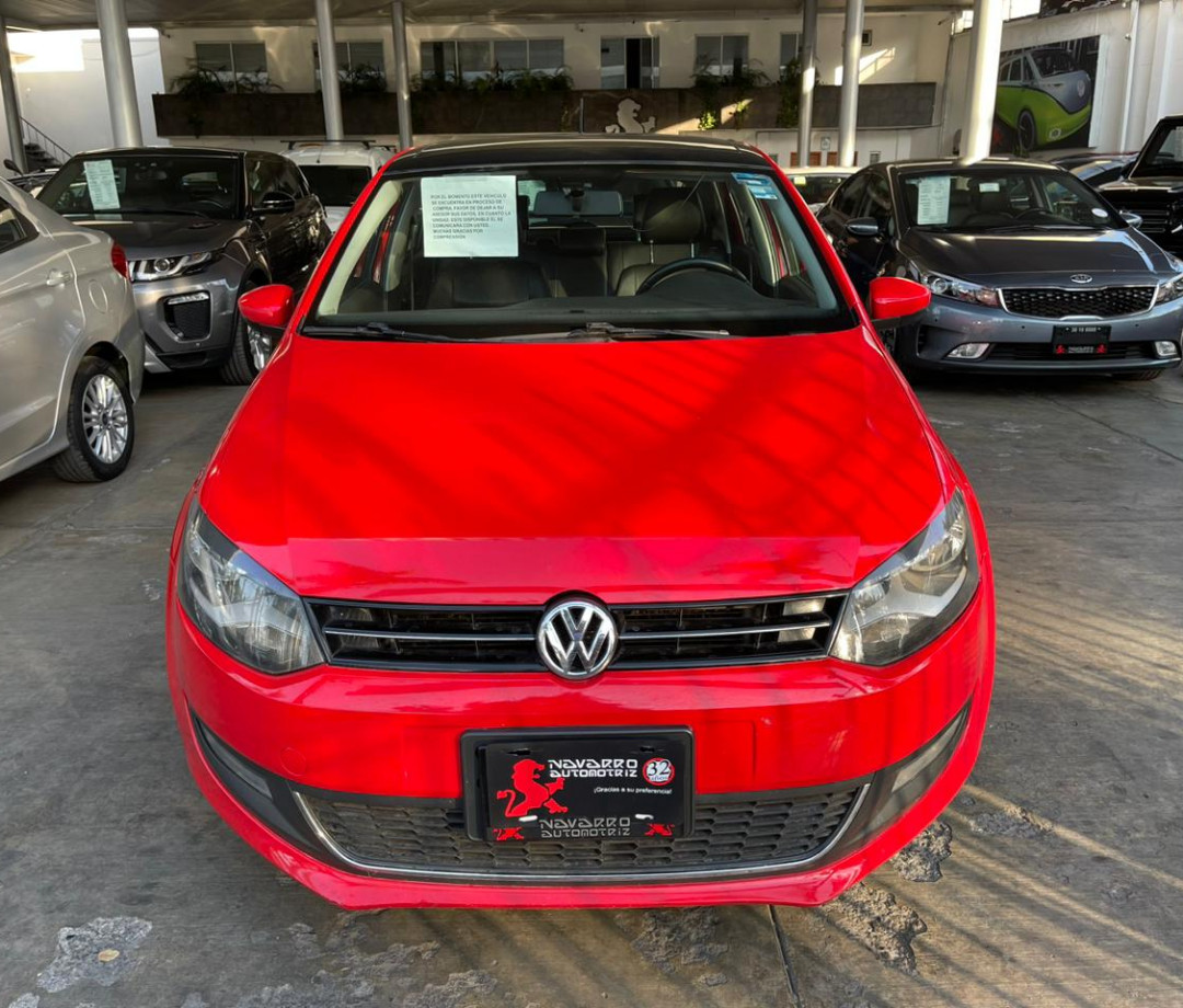 Volkswagen Polo 2014 Highline Automático Rojo