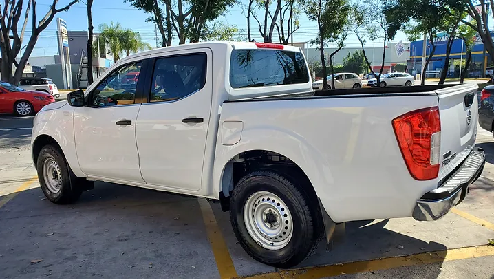 Nissan NP300 2018 Frontier XE Manual Blanco