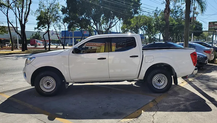 Nissan NP300 2018 Frontier XE Manual Blanco