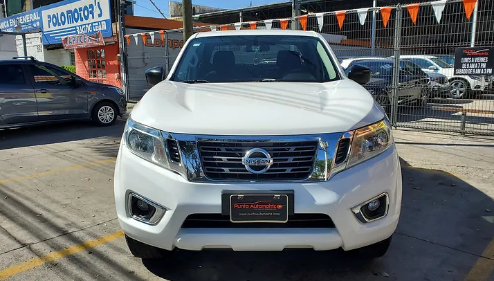 Nissan NP300 2018 Frontier XE Manual Blanco