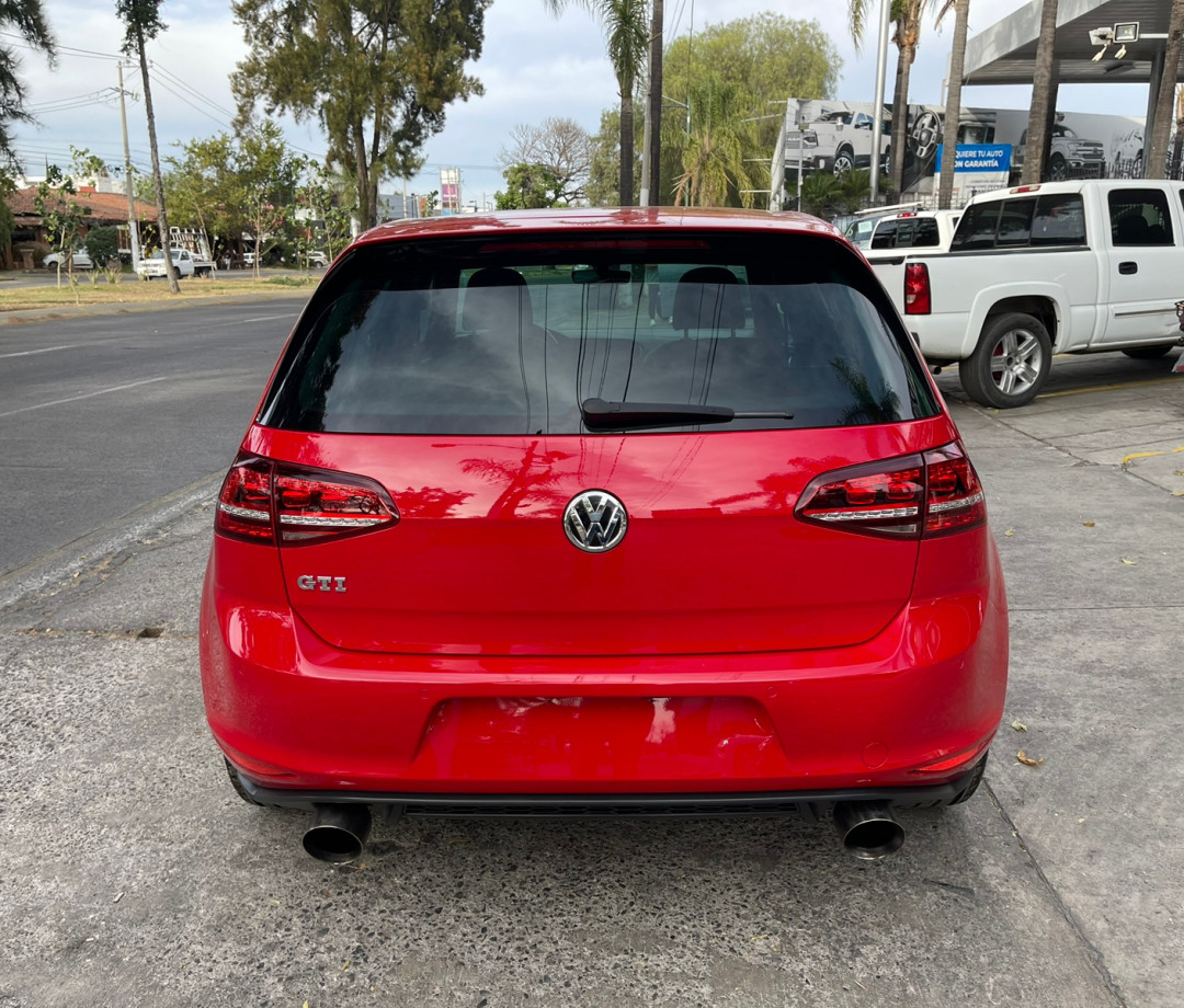 Volkswagen Golf 2017 GTI Dsg Navegación Automático Rojo