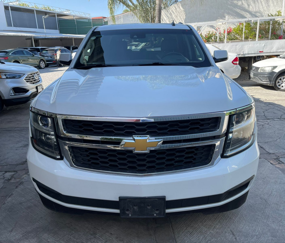 Chevrolet Tahoe 2017 V8 LT Piel Automático Blanco