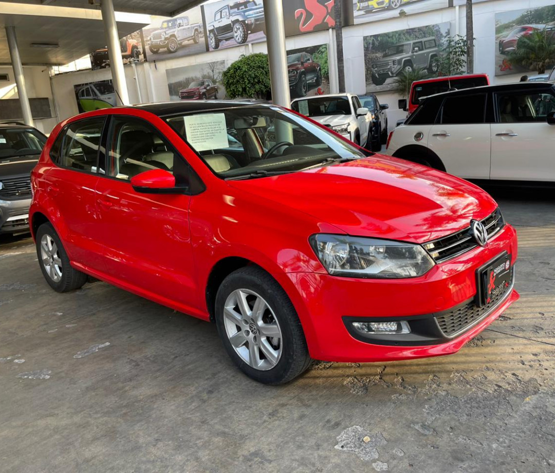 Volkswagen Polo 2014 Highline Automático Rojo