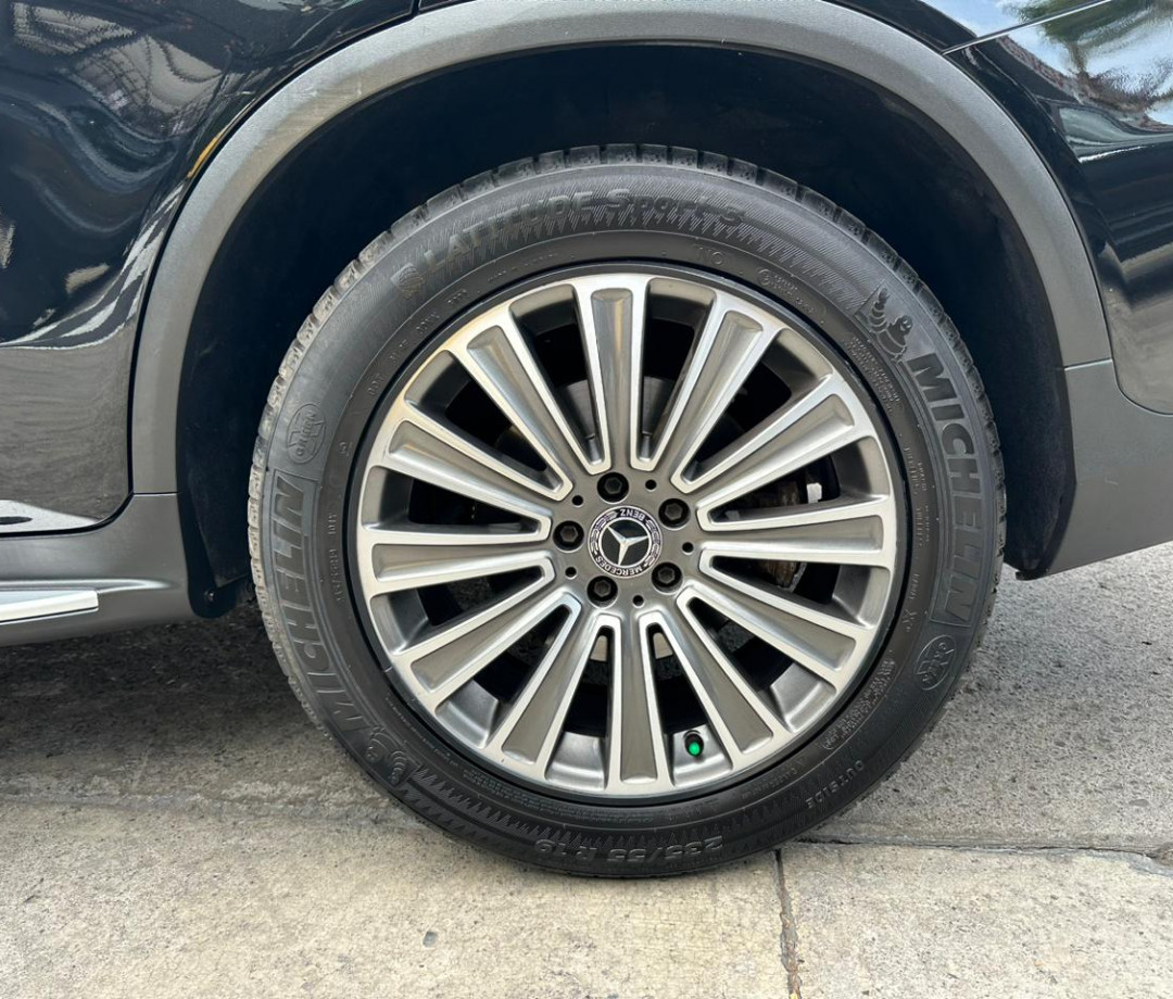 Mercedes-Benz Clase GLC 2018 300 COUPE AVANTGARDE Automático Neg