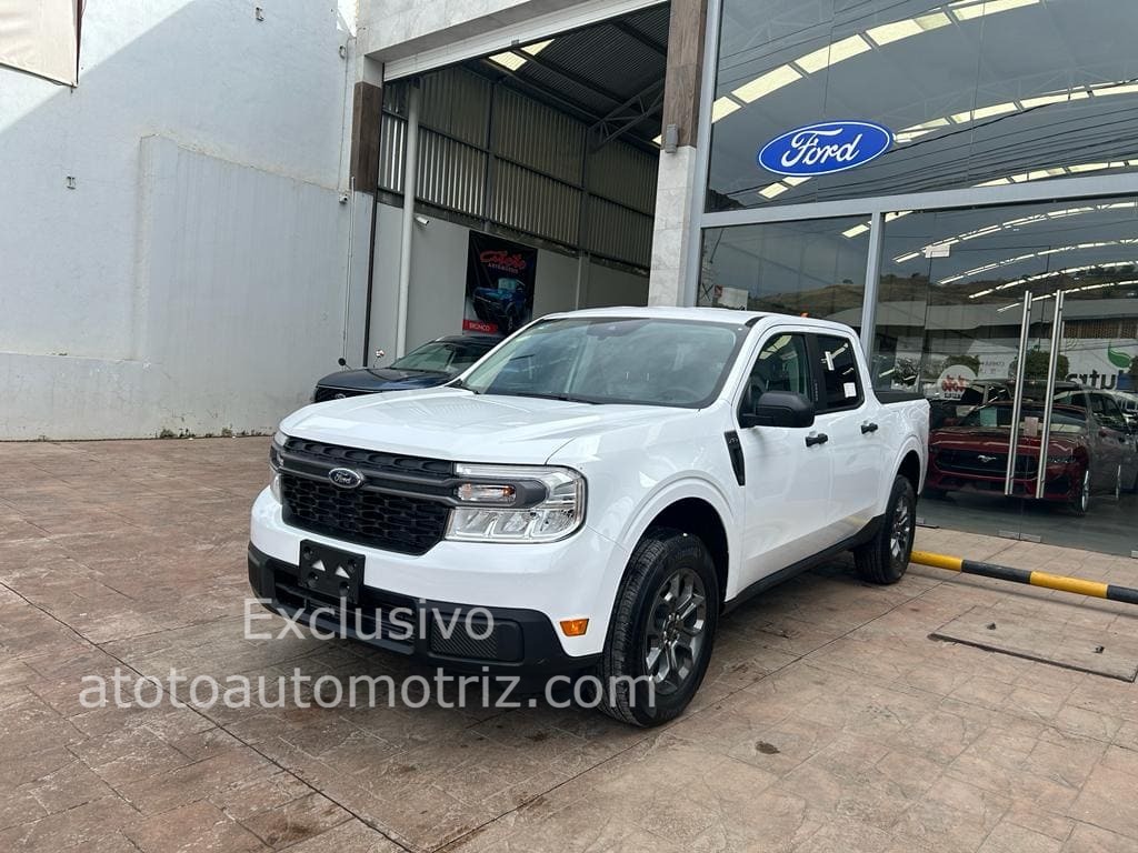 Ford Maverick 2023 XLT Automático Blanco
