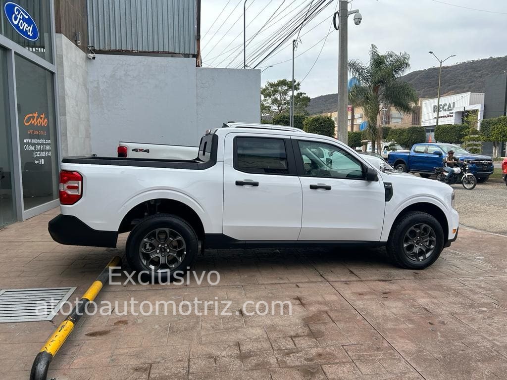 Ford Maverick 2023 XLT Automático Blanco