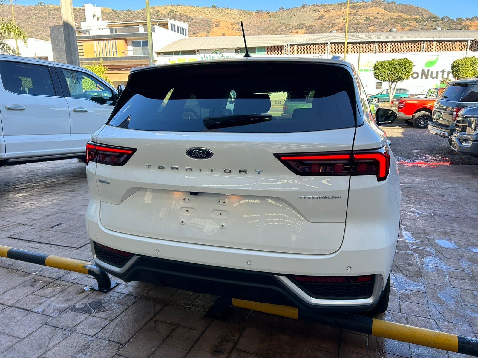 Ford Territory 2024 Titanium Automático Blanco