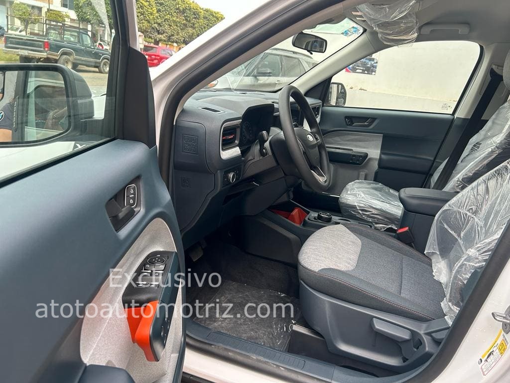 Ford Maverick 2023 XLT Automático Blanco