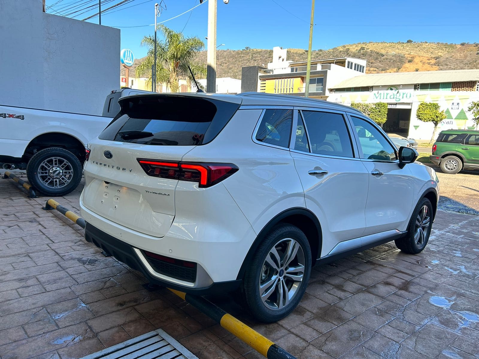 Ford Territory 2024 Titanium Automático Blanco