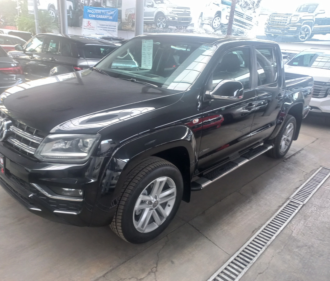 Volkswagen Amarok 2018 Highline 4motion Automático Negro