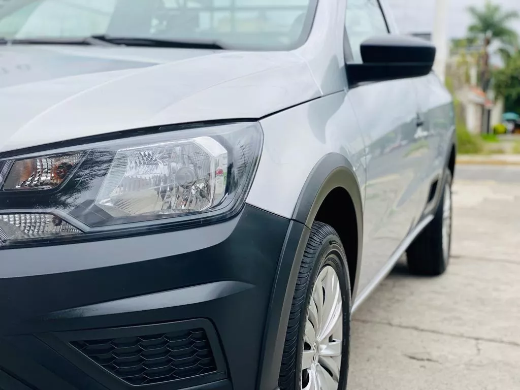 Volkswagen Saveiro 2022 Robust Manual Plata
