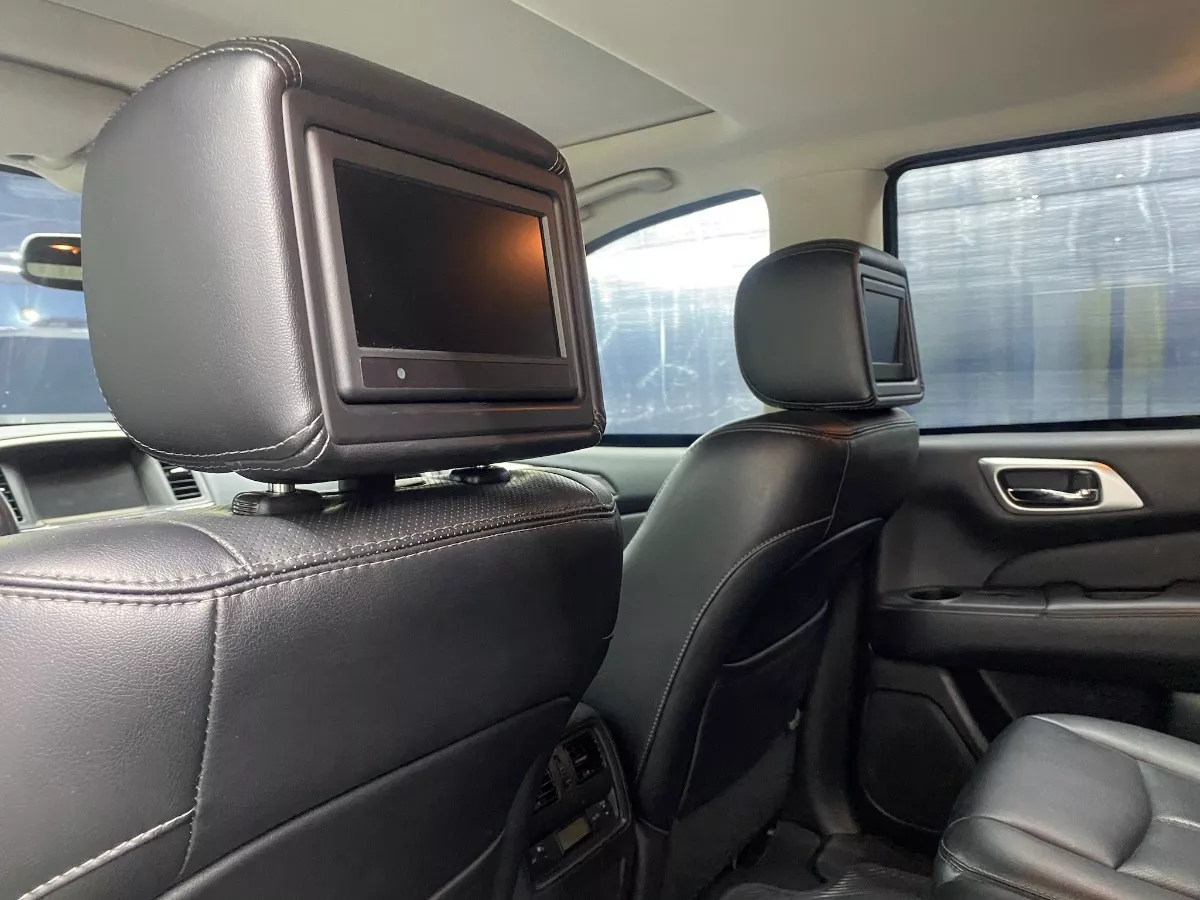 Nissan Pathfinder 2016 3.5 Exclusive 4x4 Cvt Automático Plata