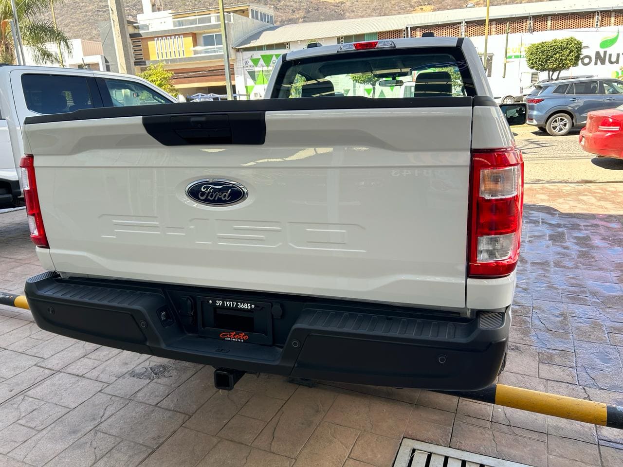 Ford F150 2023 Xl Cabina Regular Automático Blanco