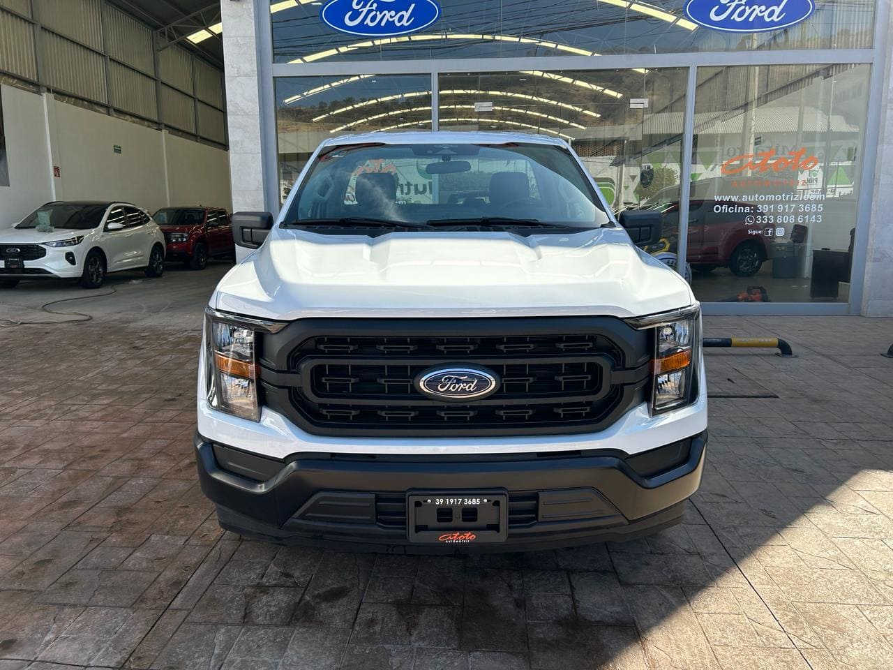 Ford F150 2023 Xl Cabina Regular Automático Blanco