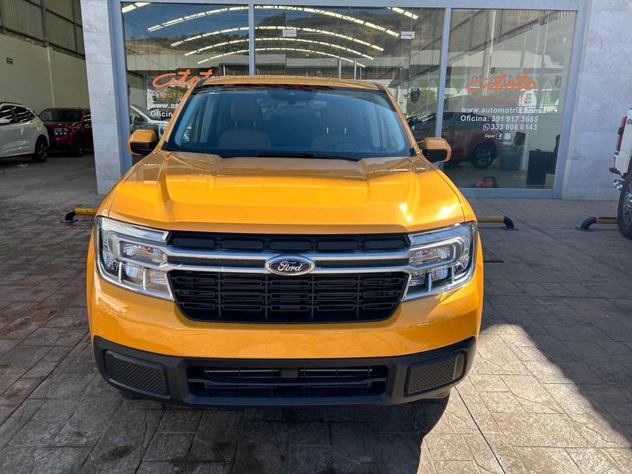 Ford Maverick 2024 Lariat Automático Naranja