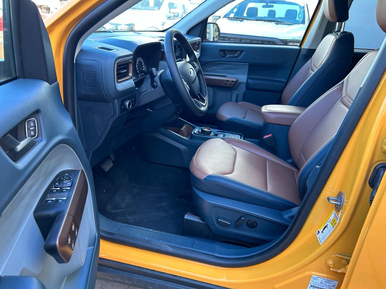 Ford Maverick 2024 Lariat Automático Naranja
