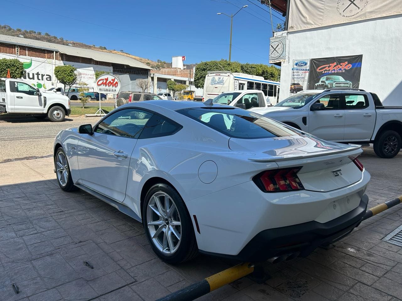 Ford Mustang 2024 GT V8 Automático Blanco