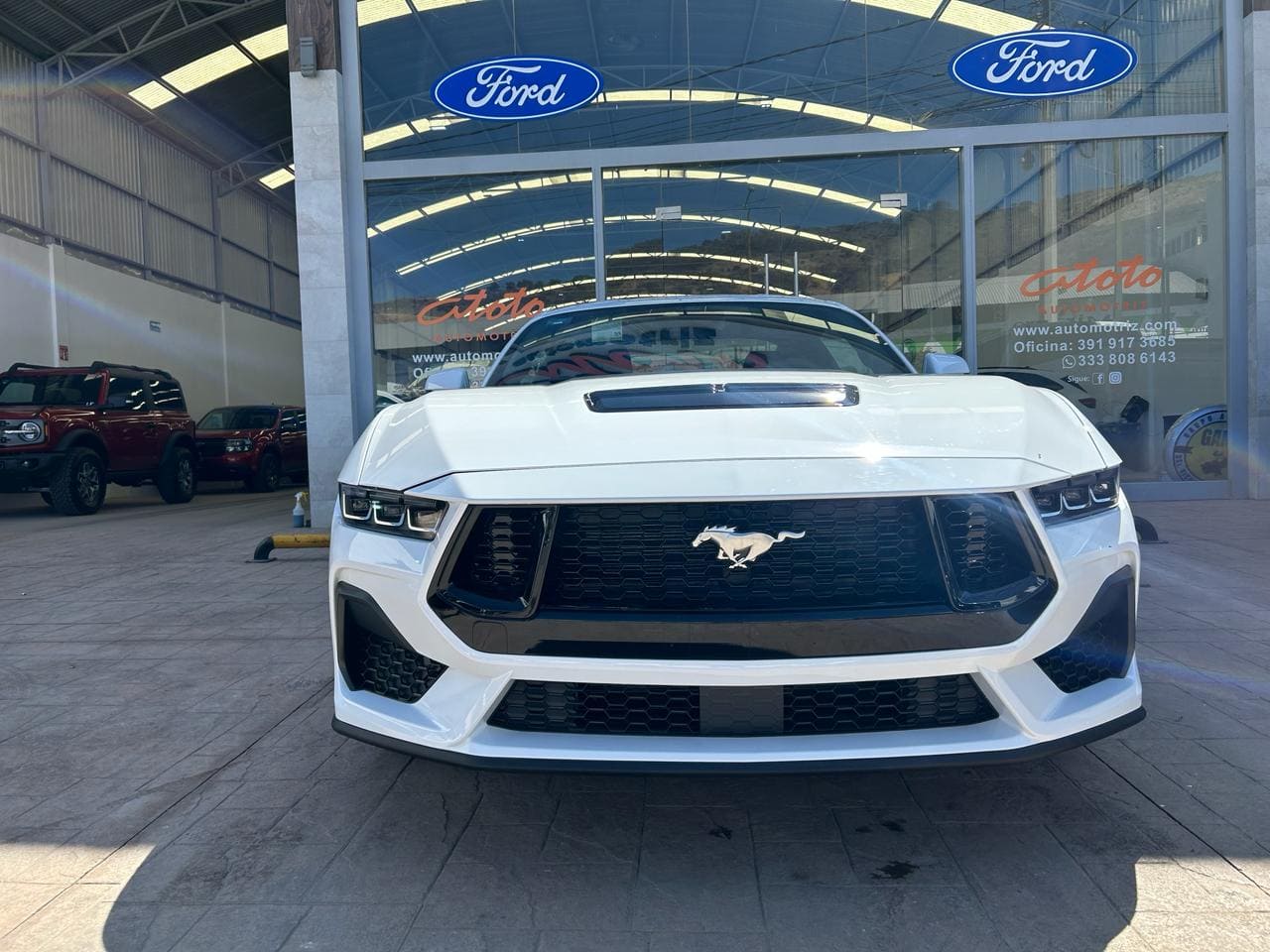 Ford Mustang 2024 GT V8 Automático Blanco