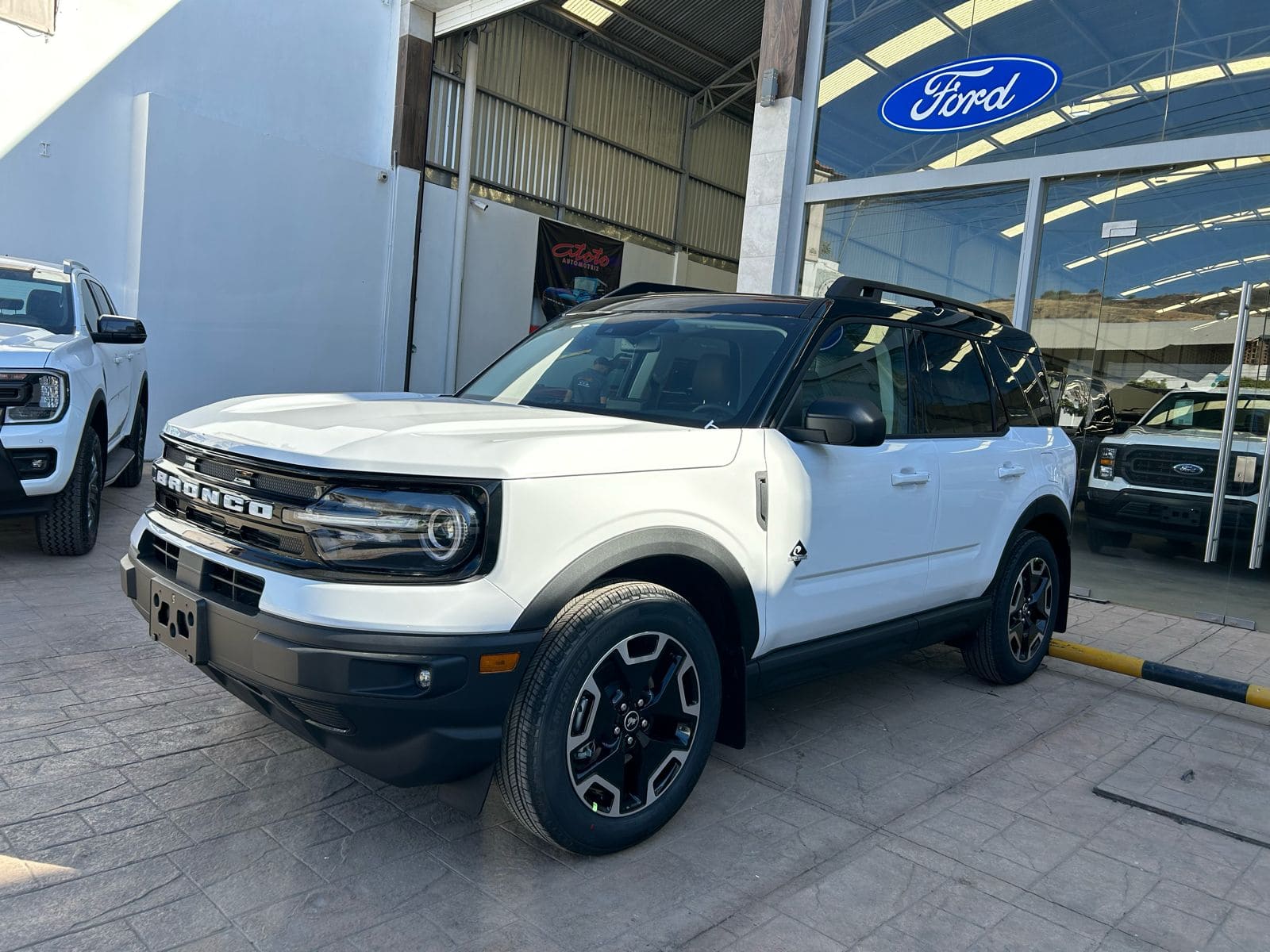 Ford Bronco 2024 Outer Banks Automático Blanco