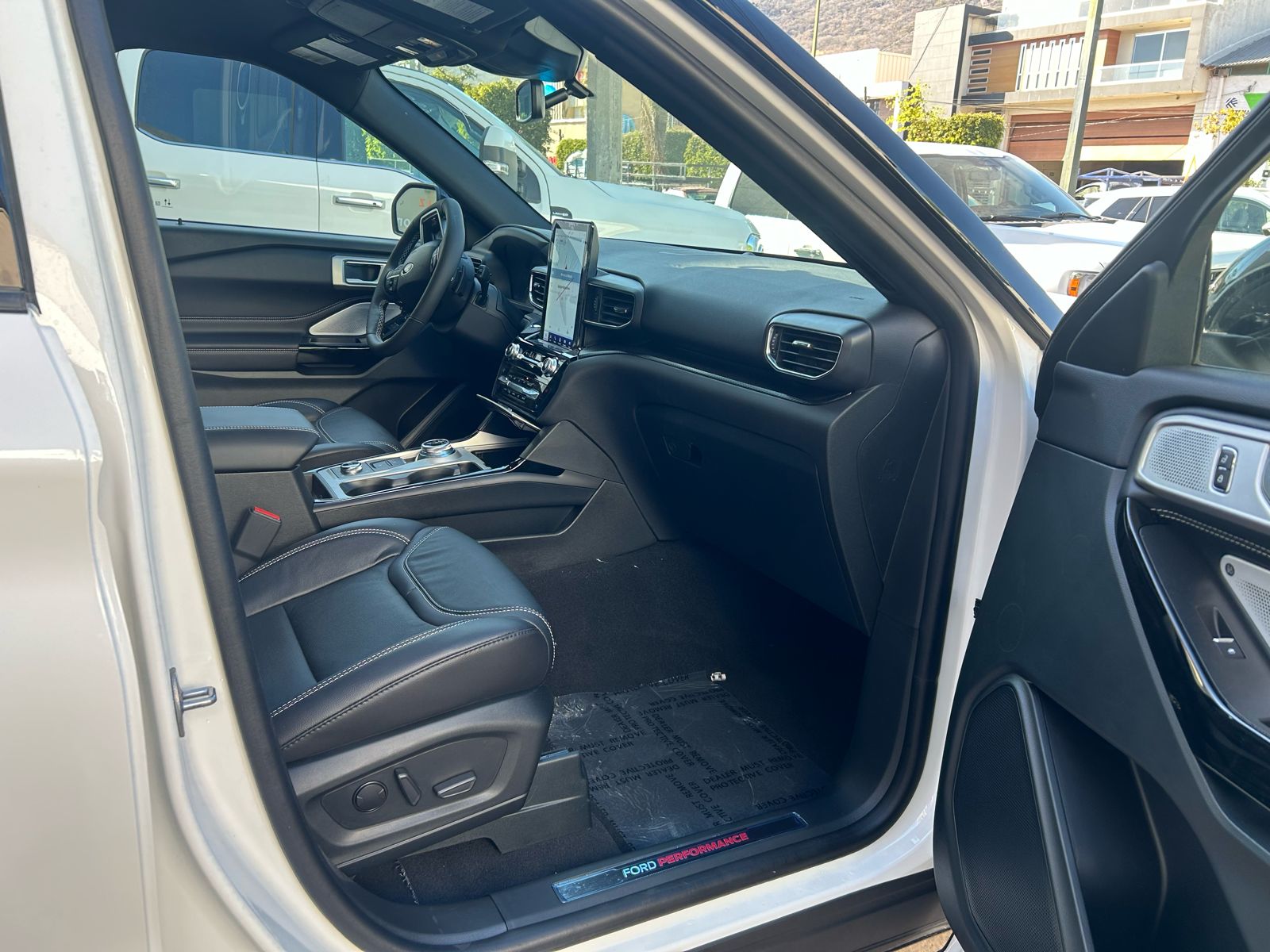 Ford Explorer 2023 ST AWD Automático Blanco