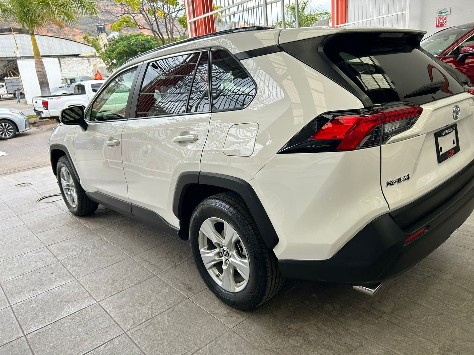 Toyota Rav4 2019 XLE Automático Blanco