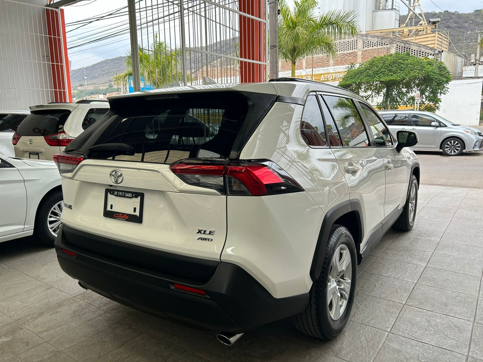 Toyota Rav4 2019 XLE Automático Blanco