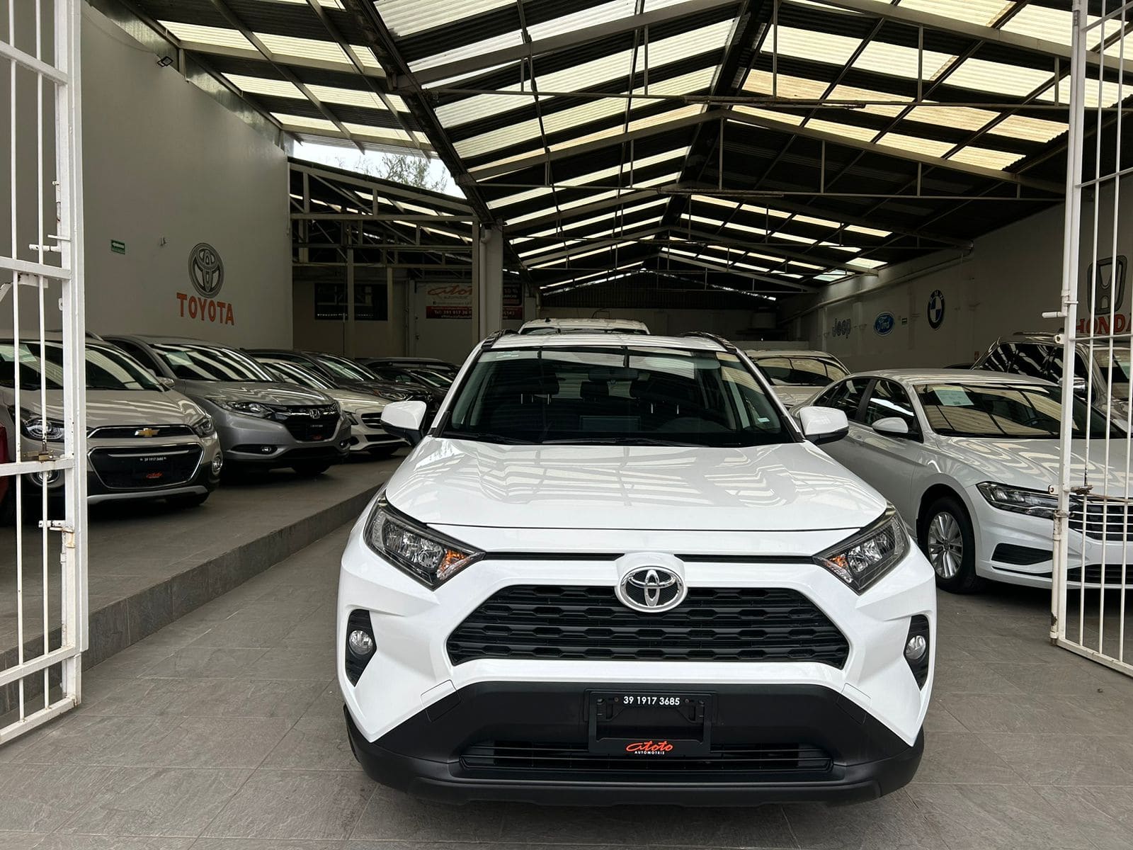 Toyota Rav4 2019 XLE Automático Blanco