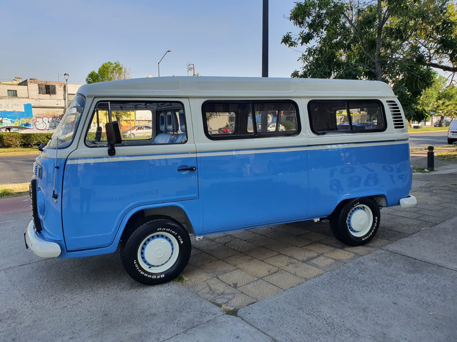 Volkswagen Combi 2001 Pasajeros Manual Azul