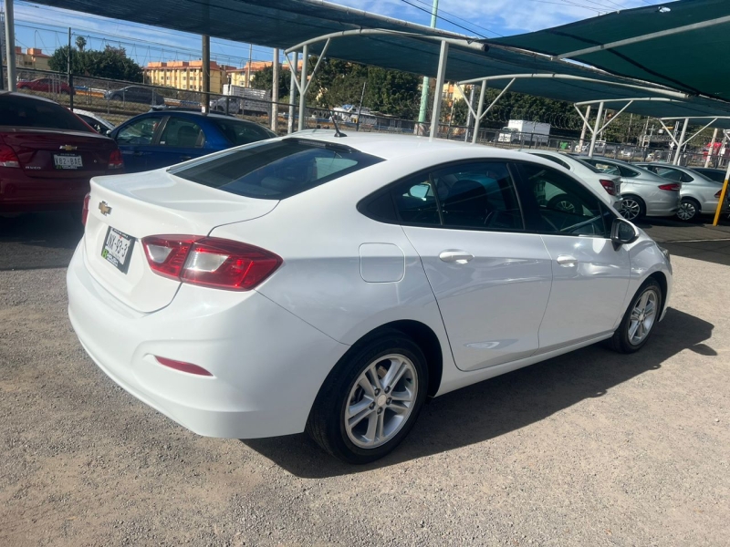 Oferta Chevrolet Cruze 2017 LS STD Manual Blanco
