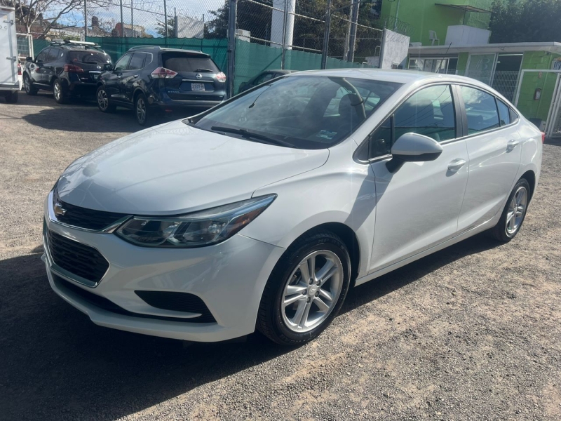 Oferta Chevrolet Cruze 2017 LS STD Manual Blanco