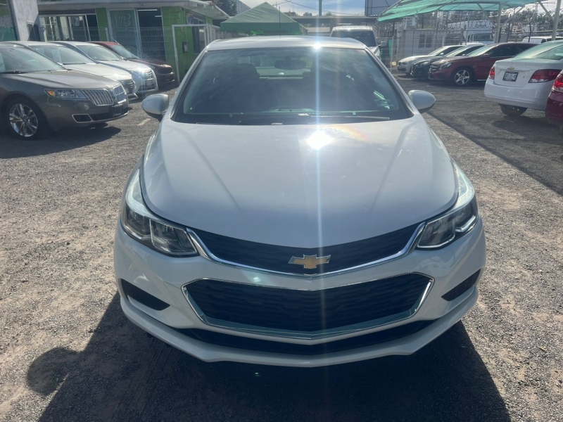 Oferta Chevrolet Cruze 2017 LS STD Manual Blanco