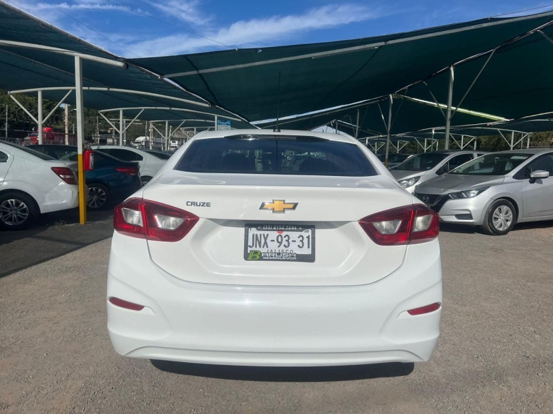 Oferta Chevrolet Cruze 2017 LS STD Manual Blanco
