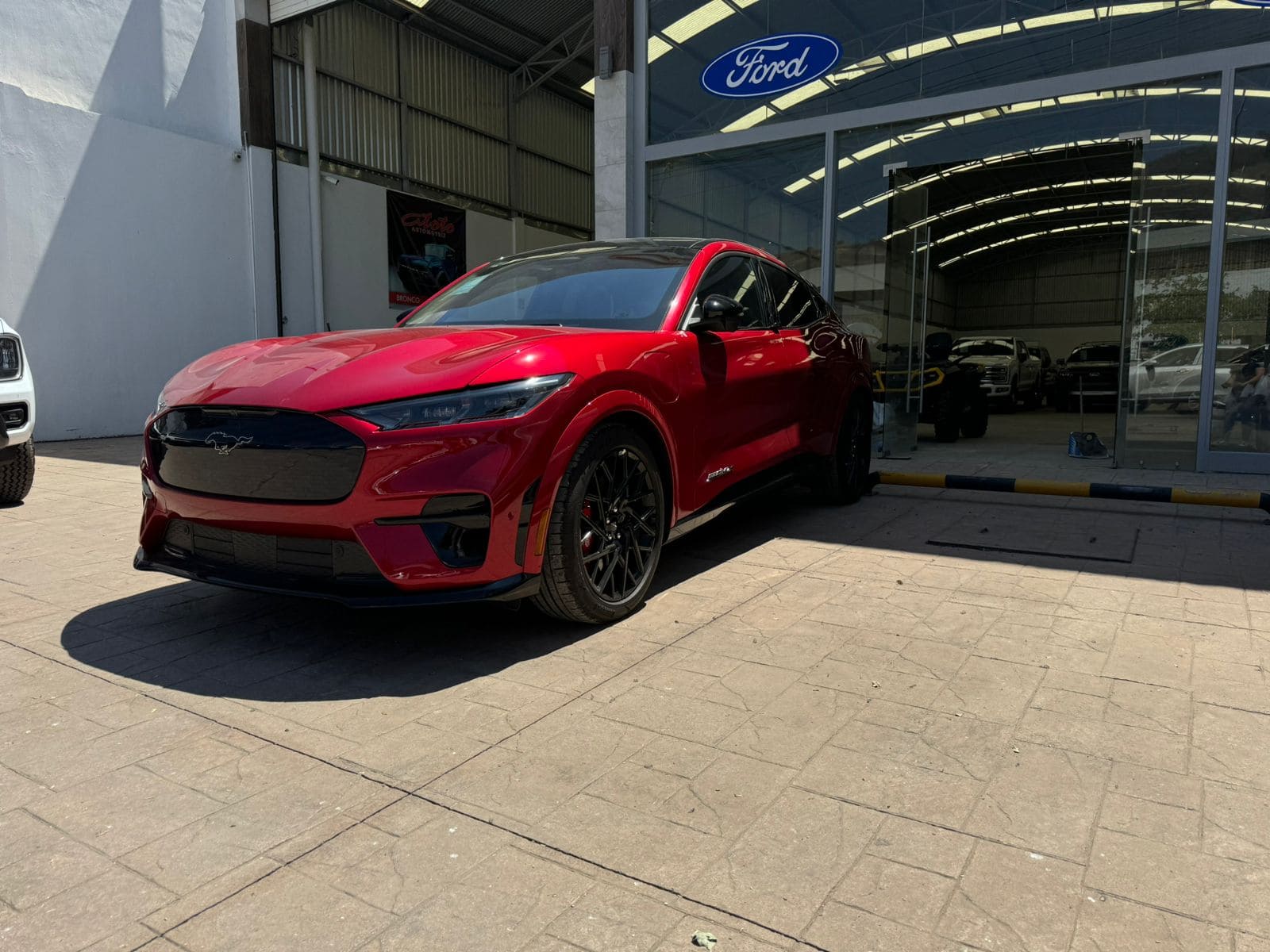 Ford Mustang Mach E GT 2023