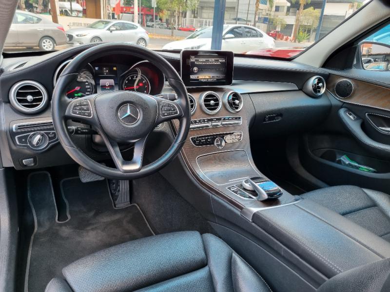 Mercedes-Benz Clase C 2018 200 SPORT Automático Plata