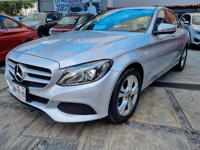 Mercedes-Benz Clase C 2018 200 SPORT Automático Plata