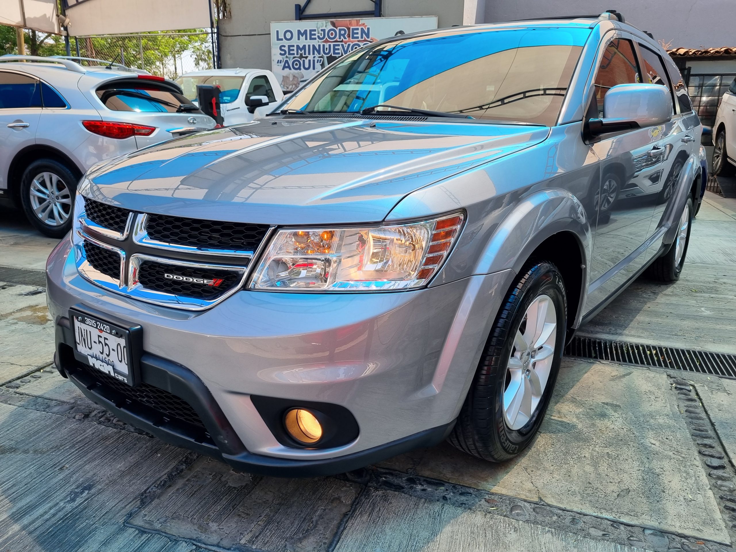 Dodge Journey 2017 SXT PIEL 7 PASAJEROS DVD Automático Gris