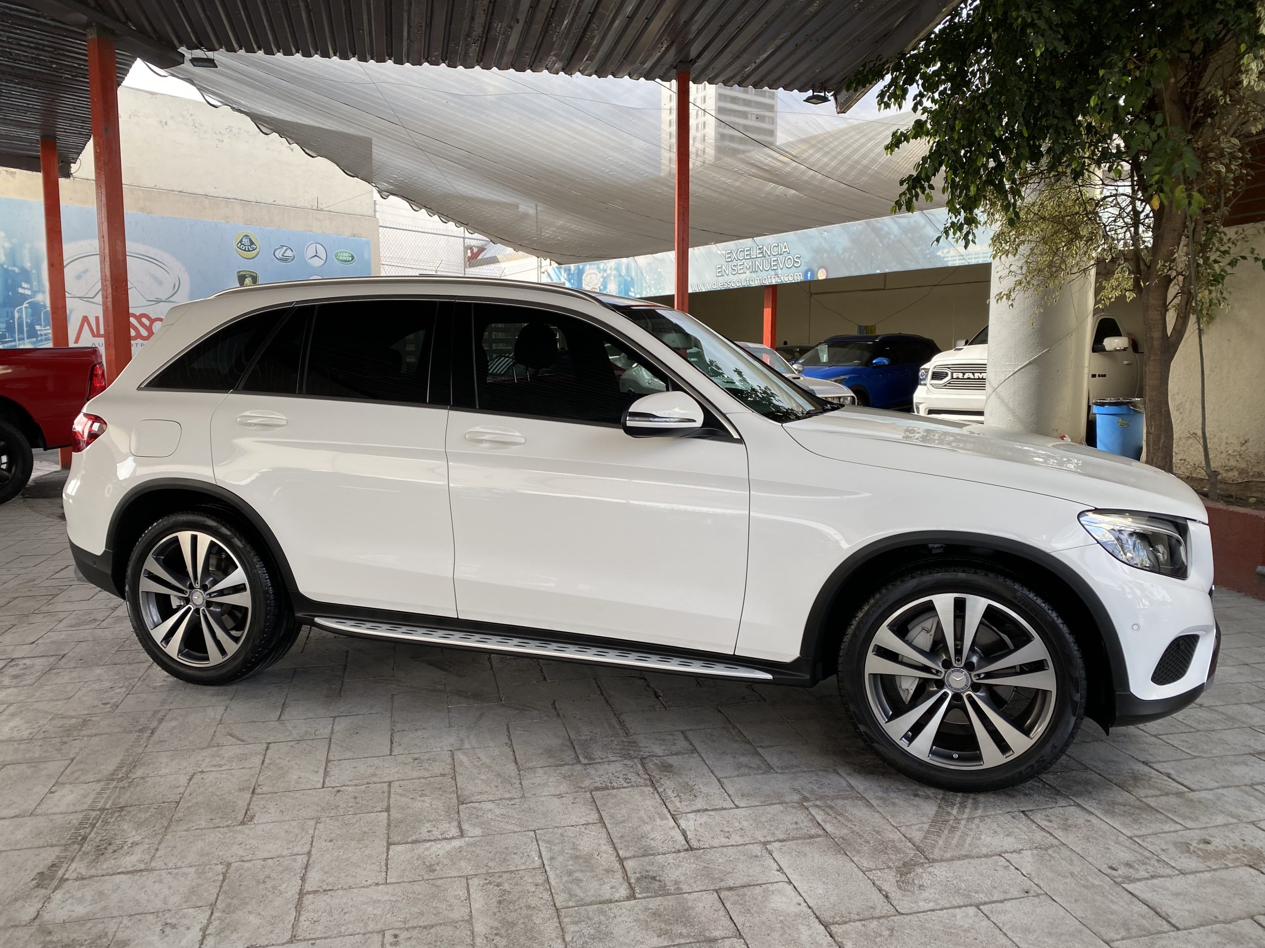 Mercedes-Benz Clase GLC 2016 Glc 300 Sport Automático Blanco