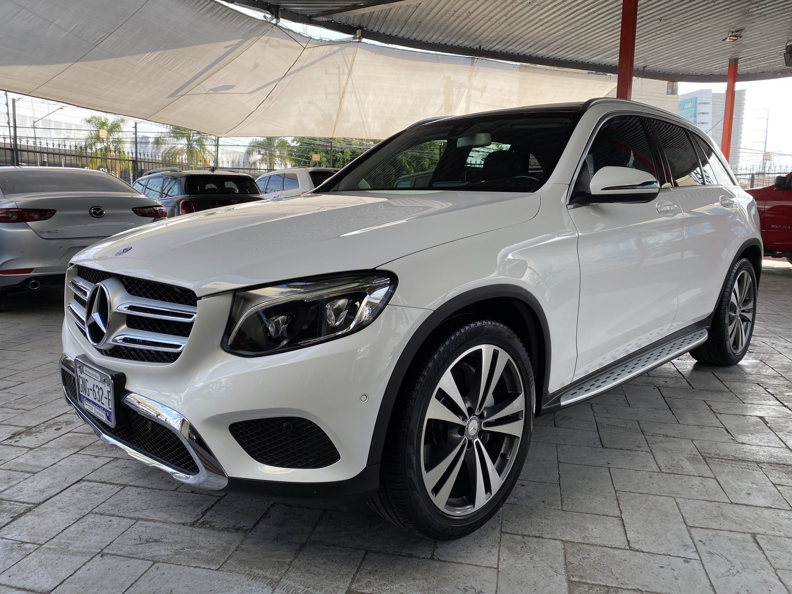 Mercedes-Benz Clase GLC 2016 Glc 300 Sport Automático Blanco