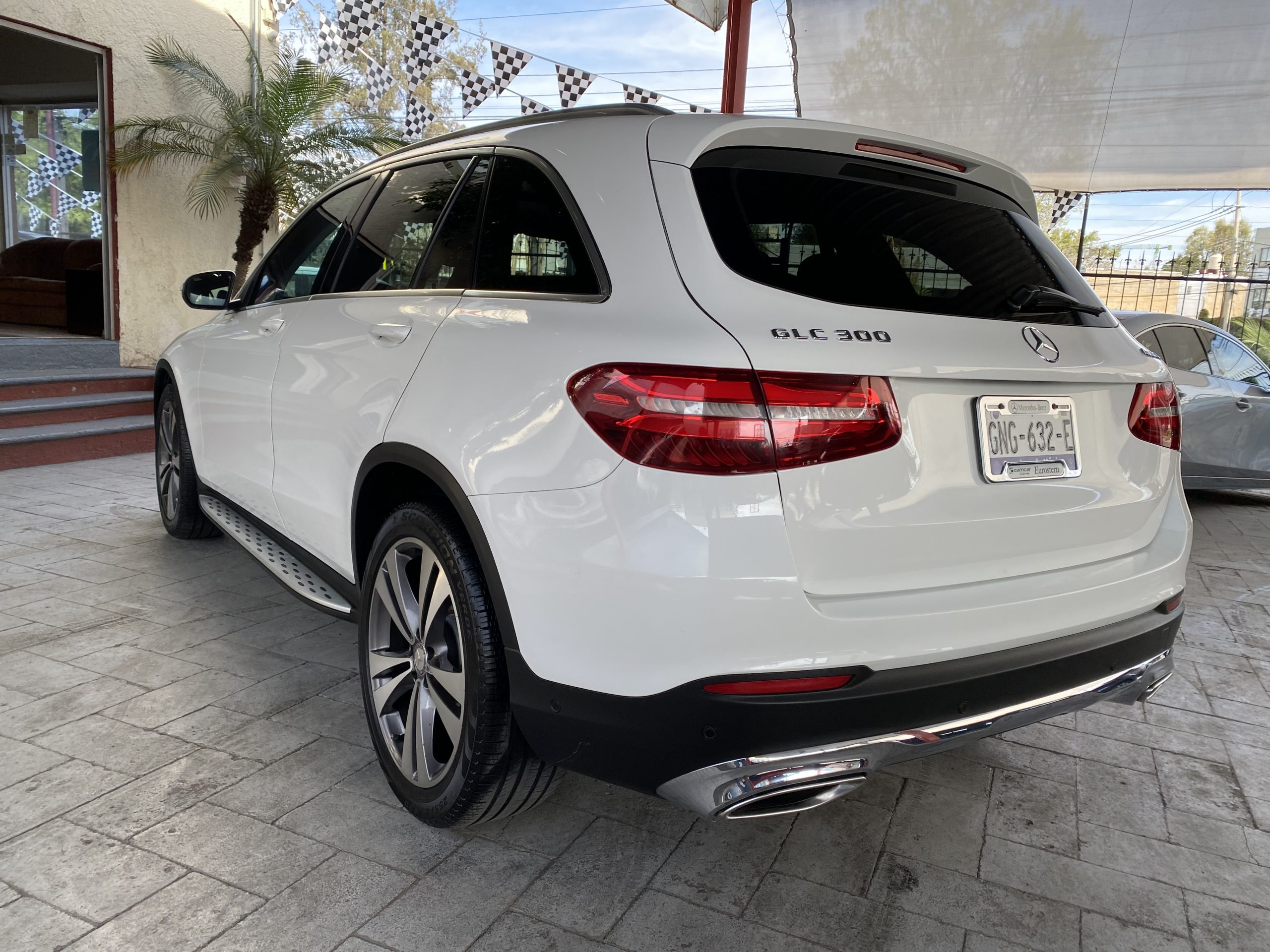 Mercedes-Benz Clase GLC 2016 Glc 300 Sport Automático Blanco