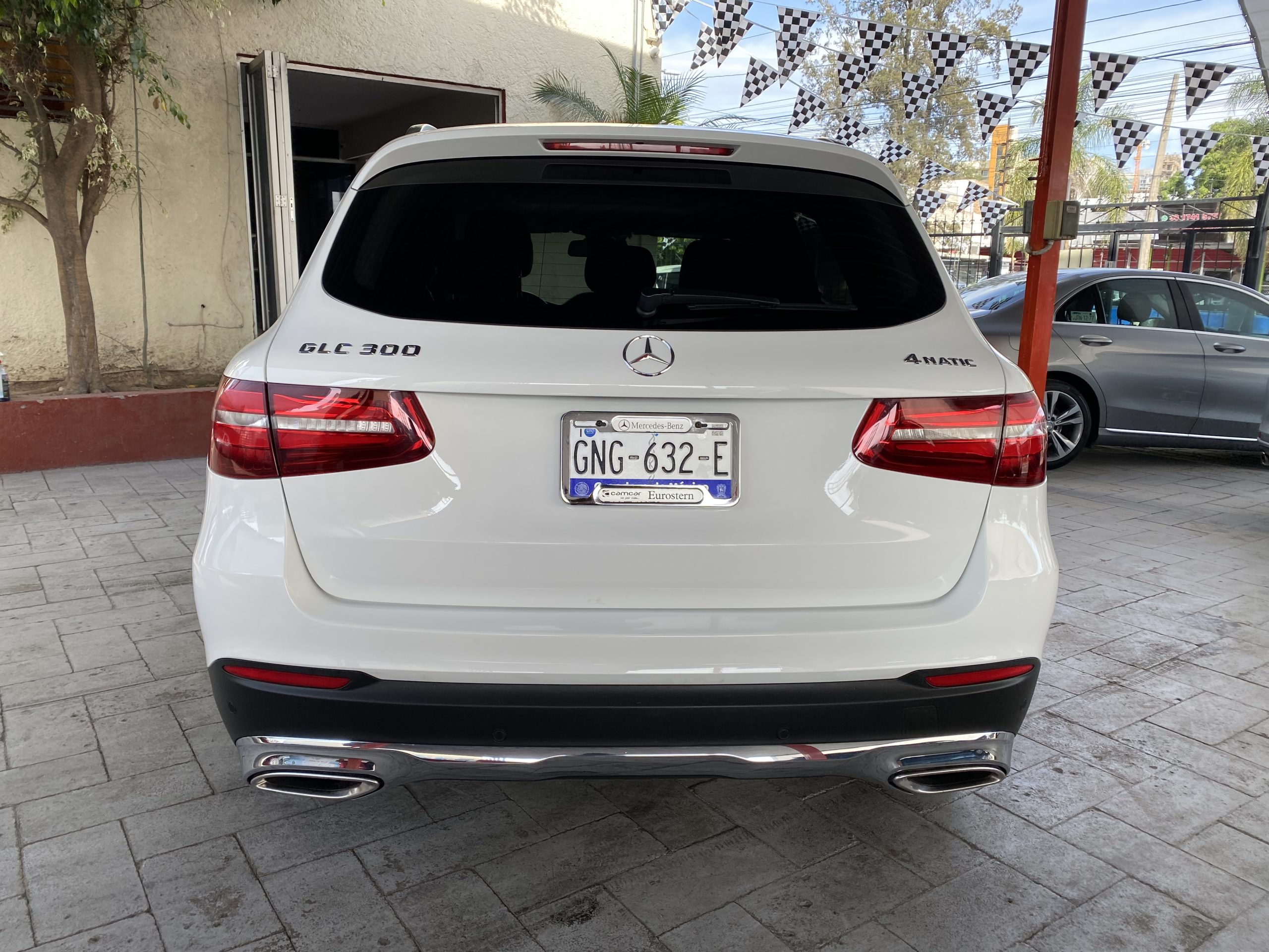 Mercedes-Benz Clase GLC 2016 Glc 300 Sport Automático Blanco