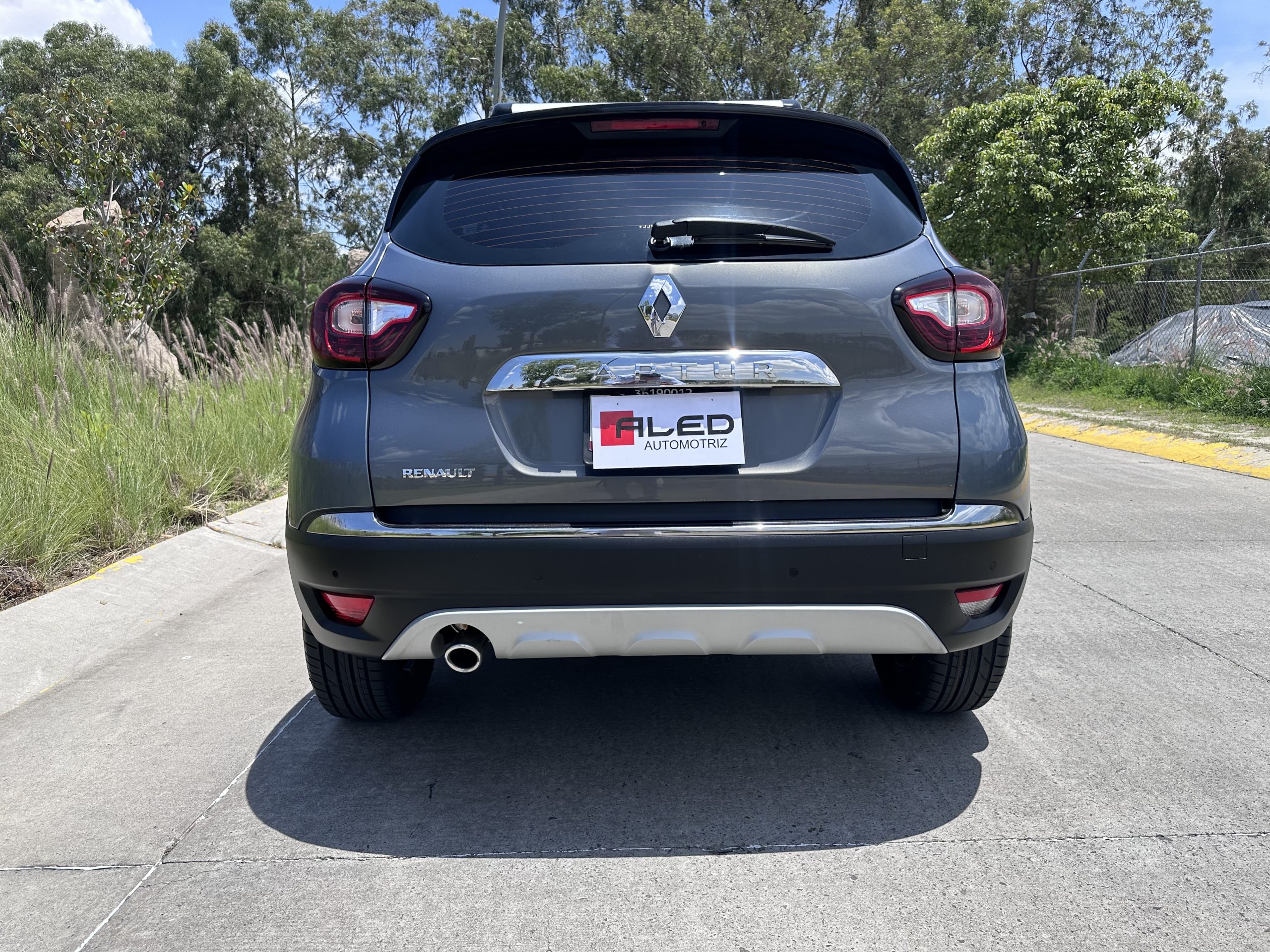 Renault Captur 2018 Iconic Automático Gris